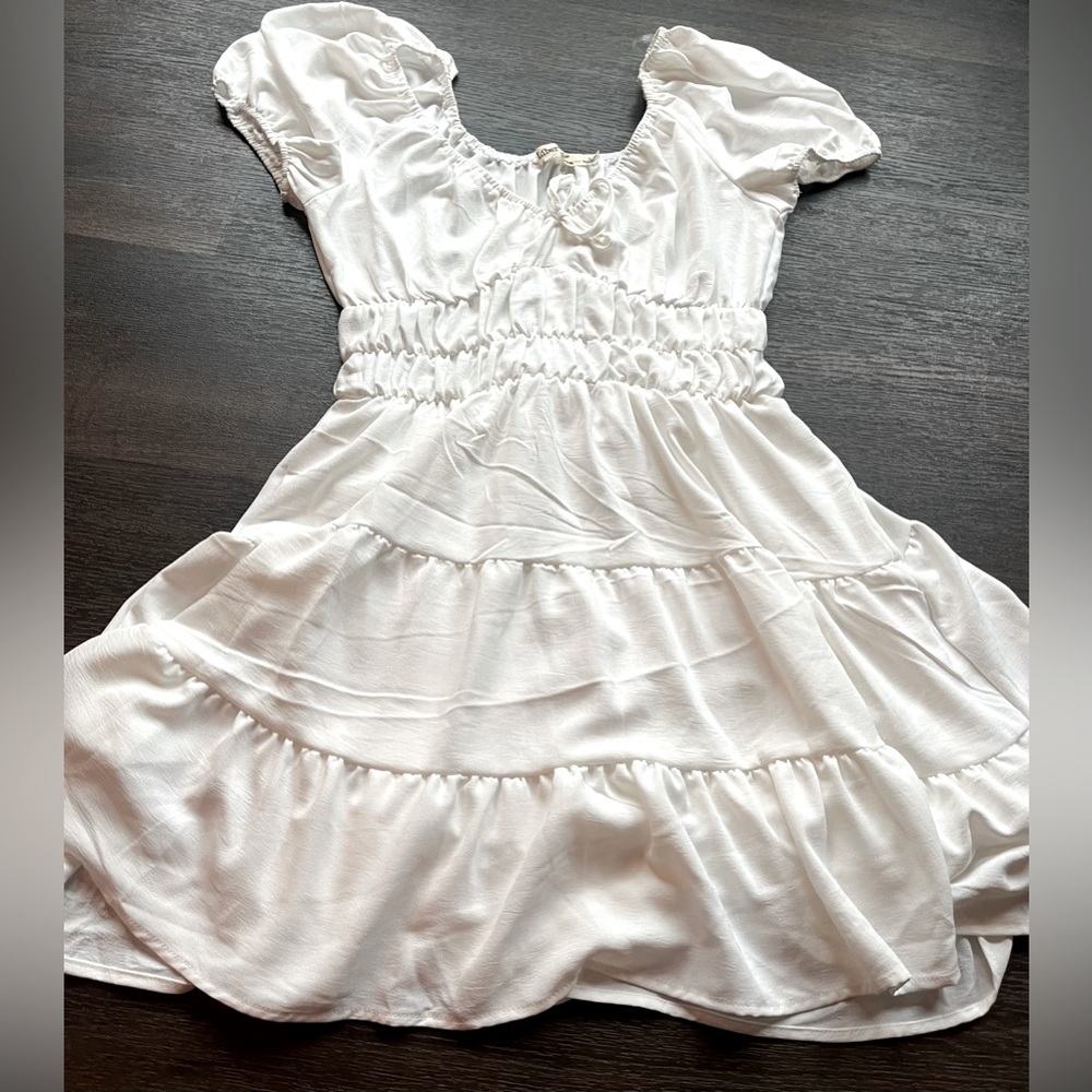 Junior’s Charming White Dress